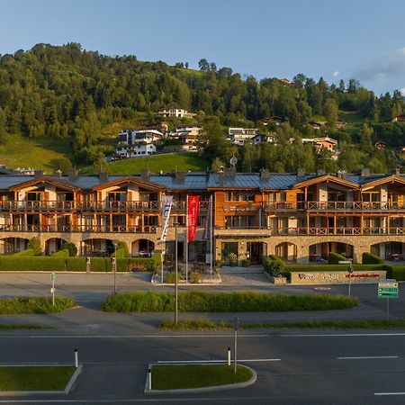 Avenida Mountain Lodges คาพรูน ภายนอก รูปภาพ